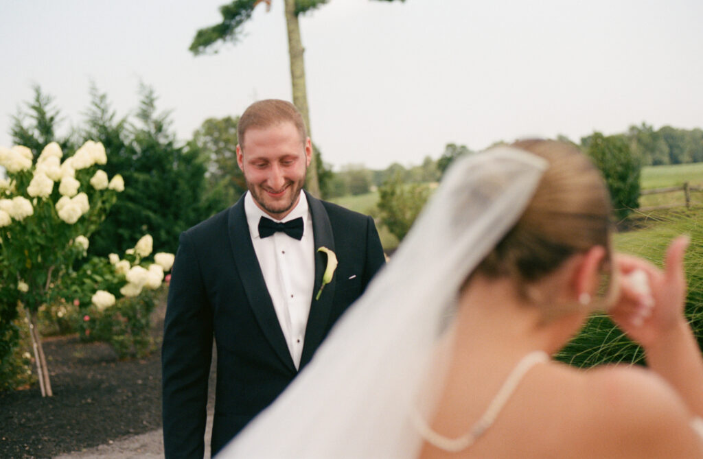 Photos of a summer wedding in New Jersey on 35mm film. Discover documentary film wedding photography in New York and New Jersey. 