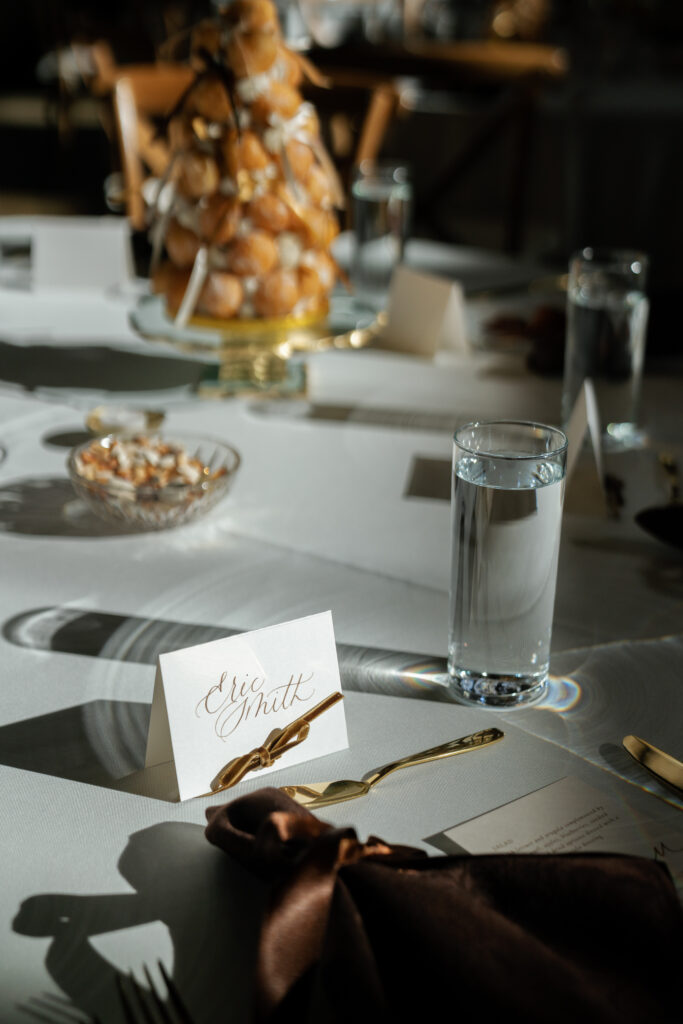 A modern fall wedding in Vail. Discover luxury wedding photography in Colorado and beyond. 