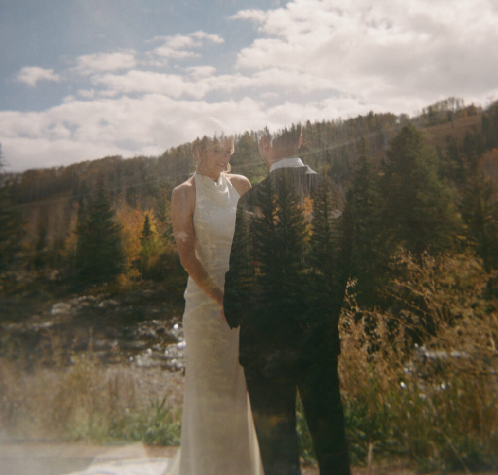 A modern fall wedding in Vail. Discover luxury film wedding photography in Colorado and beyond. 