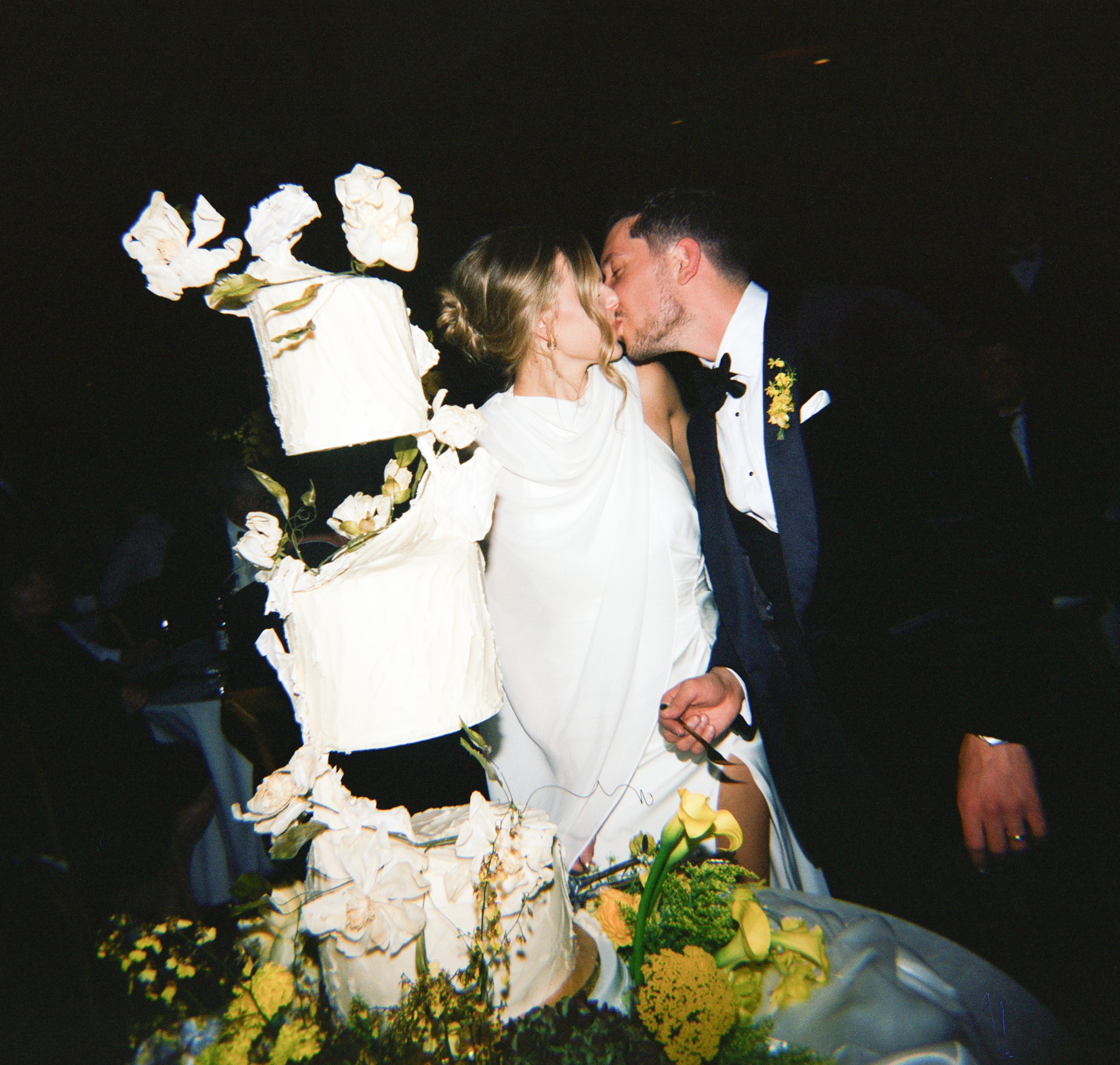 A modern fall wedding in Vail. Discover luxury editorial wedding photography in Colorado and beyond.