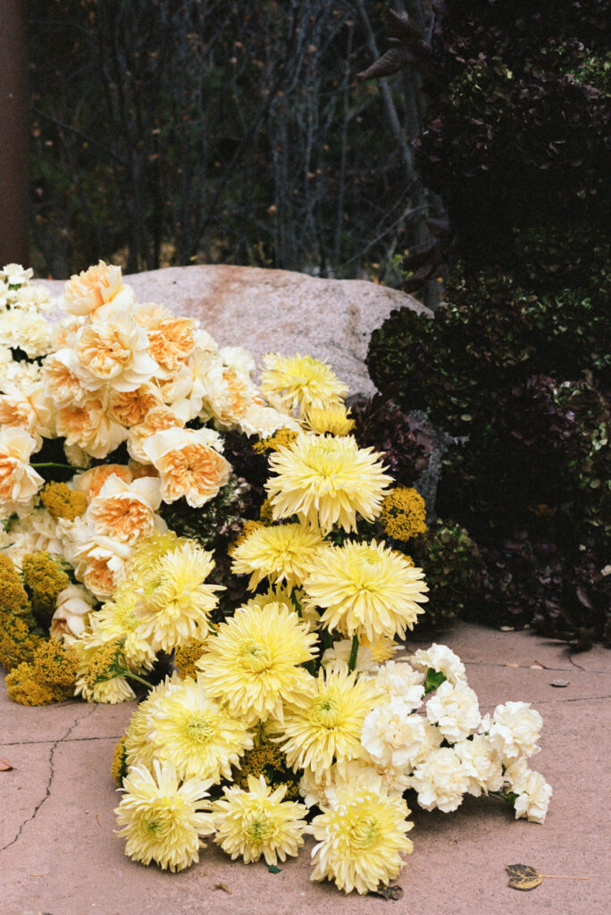 A modern fall wedding in Vail. Discover luxury film wedding photography in Colorado and beyond. 